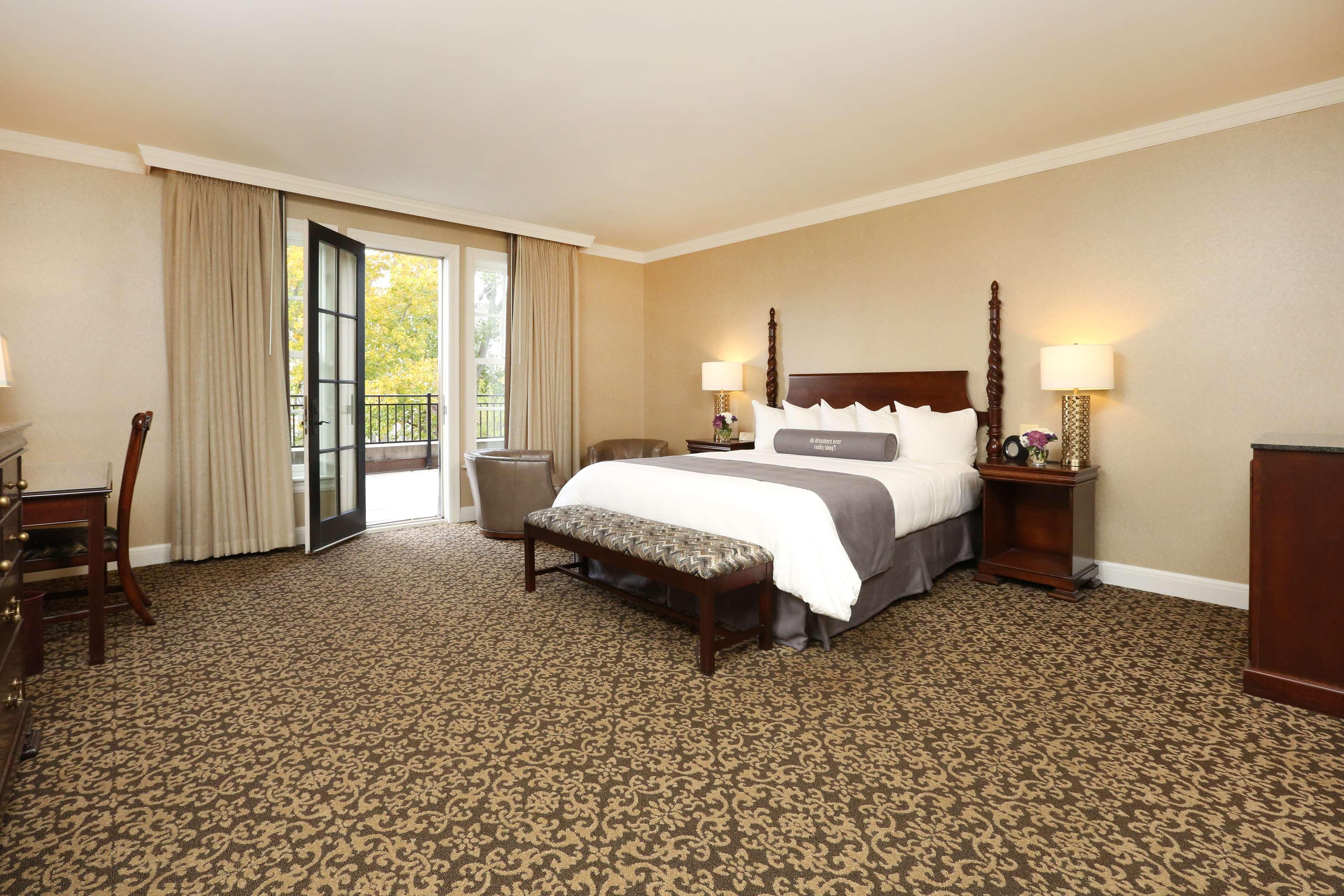 Royal Park Hotel Rochester Exteriör bild